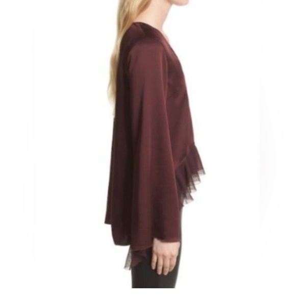 EUC SZ M Elizabeth & James Heath Ruffle Burgundy Blouse - Picture 3 of 7